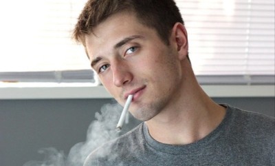 Jd Phoenix smokes