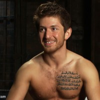 Gym trainer begs - Picture 15