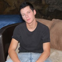 Dillinger Cole posing naked - Picture 1