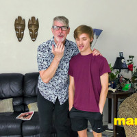 Richard Lennox humiliates Frank Funsize - Picture 10