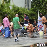Wet naked pledges - Picture 1