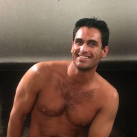 In front of the fireplace - Picture 18