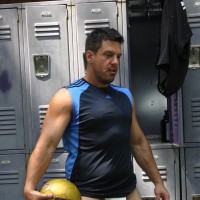 Horndog Rod Drainer wants to show you his ass - Picture 1