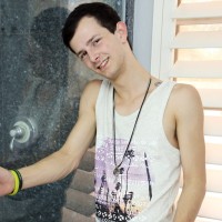 Jasper Robinson jerks off - Picture 3