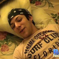 William wants Trace's cock in his mouth - Picture 3