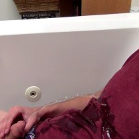 Dustin Fitch tub soaking - Picture 14