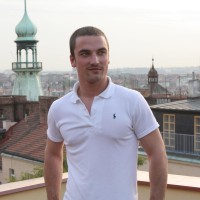 Marek pisses on the roof - Picture 20