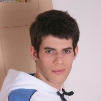 Daniel Rossi masturbates on the floor - Picture 1