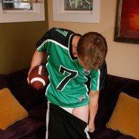 Footboller guy Patrick Kennedy - Picture 3