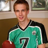 Footboller guy Patrick Kennedy - Picture 4