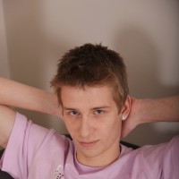 Leon shows off his cock - Picture 1