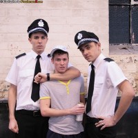 Karl Martin and the cops - Picture 3