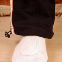 Rick shows his feet - Picture 12
