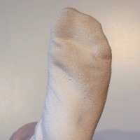 Hottie shows his feet - Picture 13