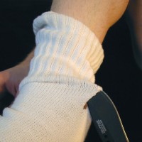 Hottie shows his feet - Picture 20
