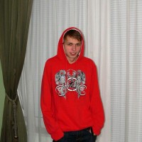 Mic is an horny slim russian boy - Picture 1