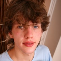Parker T. gets undressed - Picture 7