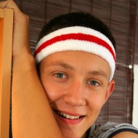 Robin - Picture 1