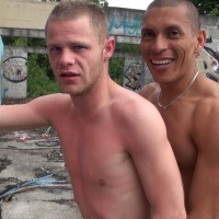 Martin Claus and Rod Malek bang doggystyle outdoors - Picture 9