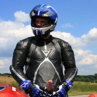 Hot bikers - Picture 9