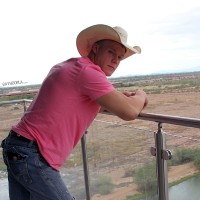 Colt Mclaire posing naked - Picture 6