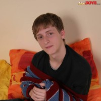 Jirik posing naked - Picture 3