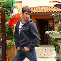 Aidan posing - Picture 1