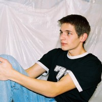 Robbie shows his dick - Picture 2