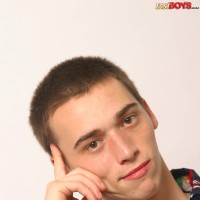 Torsten jerks off - Picture 2