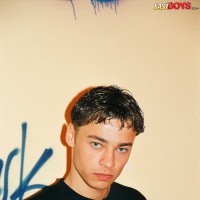 Ricardo posing nude - Picture 1