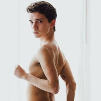 Sam Ledger posing naked - Picture 11