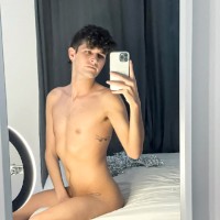 Malachi Cooper posing naked - Picture 12