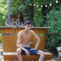Carlos Costa milks his cock - Picture 3