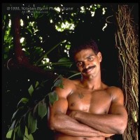Caio Amaral pounds his dick - Picture 1