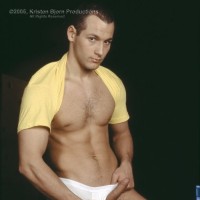 Jeremy Sheldon jerks off - Picture 2