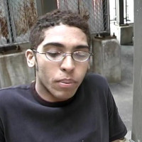 Zander Lee shows his cock - Picture 2