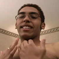 Zander Lee shows his cock - Picture 6