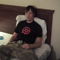 Seth displays his shaft - Picture 2