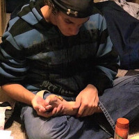 Tristan shows his hard cock - Picture 30
