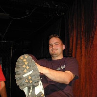 Lick those boots - Picture 38