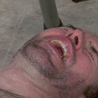 Session 156: Disgusting douche facial - Picture 9
