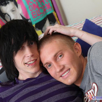 Two twinks sex each other up - Picture 9
