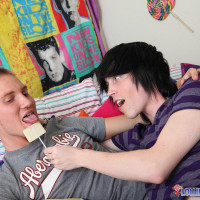 Two twinks sex each other up - Picture 14