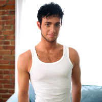 Raphael posing naked - Picture 2