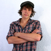 Justin Lebeau gets off hard - Picture 1