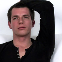 Arthur shows his excitement - Picture 1