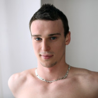 Vic Palmer milks his cock - Picture 3