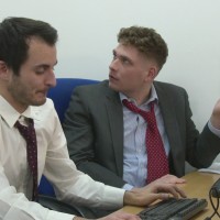 Richard Office Sneak - Picture 4