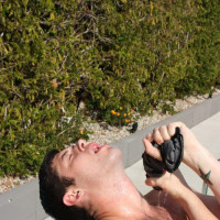Chase Young pisses & jerks off by a pool - Picture 4