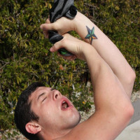 Chase Young pisses & jerks off by a pool - Picture 5